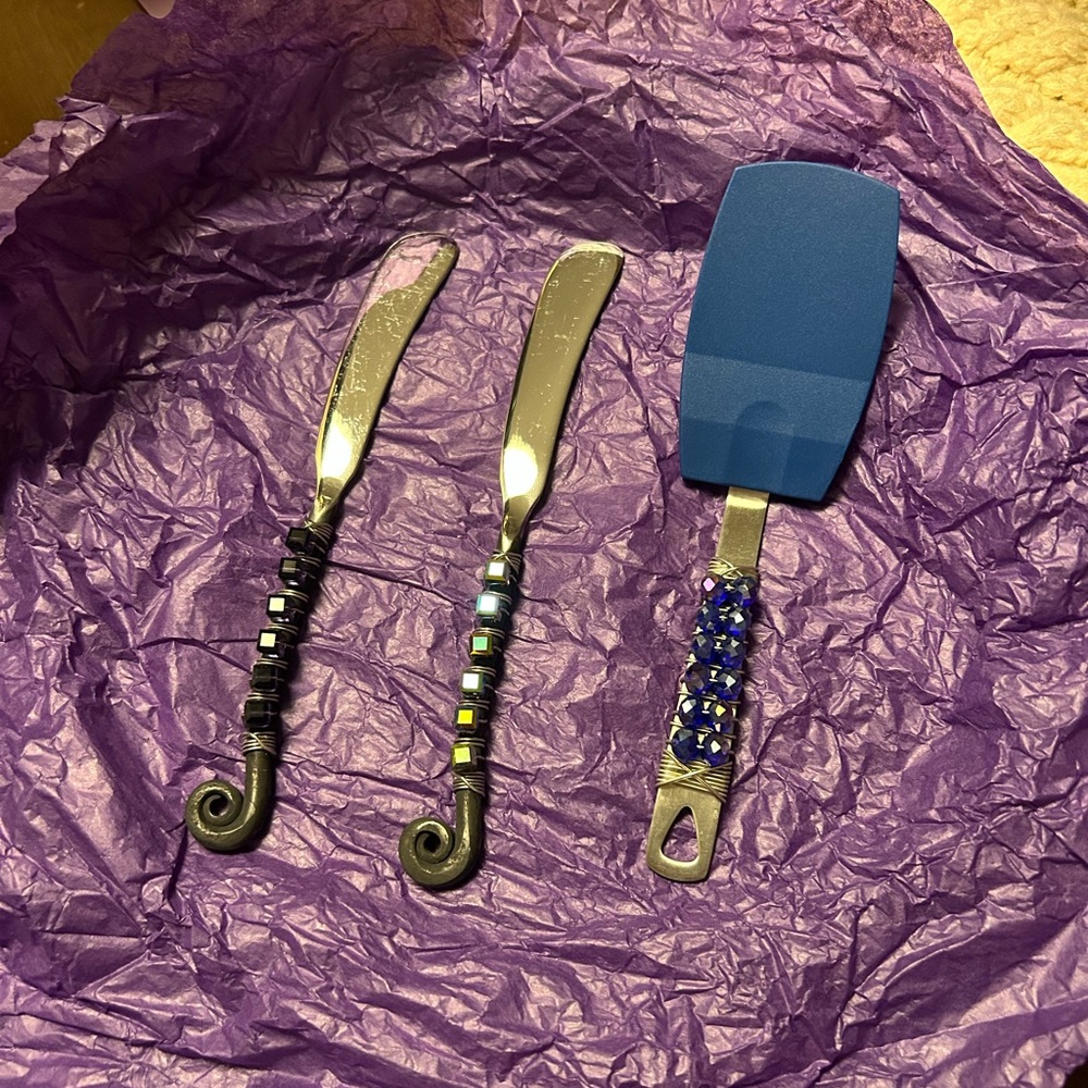 Beaded Serving Utensil Set